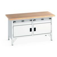 Arbetsbänk i bokträ Cubio – 2 dörrar – 2 lådor – L1500mm – Bott