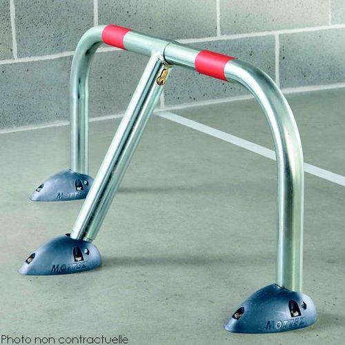 Fällbar parkeringsbom med 3 ben - Mottez